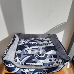 Cama para mascotas M - 60x50x16cm